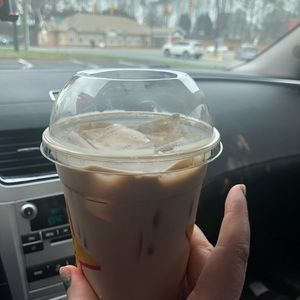 Meet your Posher, Valerie